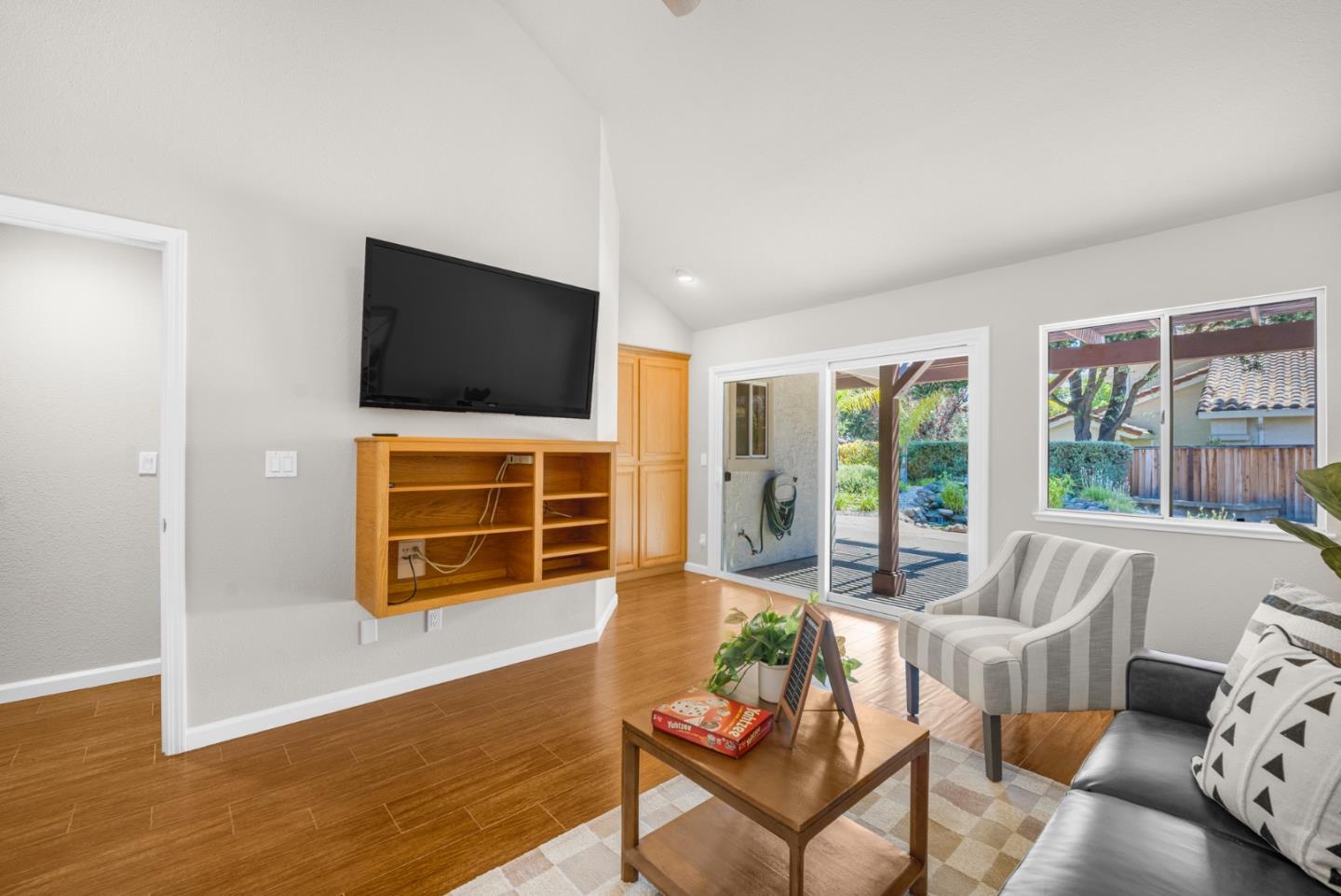 Detail Gallery Image 32 of 43 For 17157 Heatherwood Way, Morgan Hill,  CA 95037 - 4 Beds | 2/1 Baths