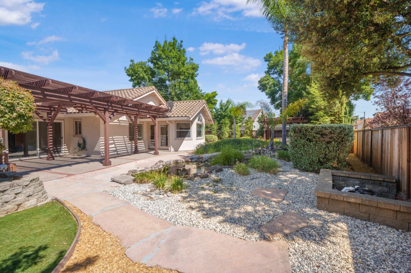 Detail Gallery Image 35 of 43 For 17157 Heatherwood Way, Morgan Hill,  CA 95037 - 4 Beds | 2/1 Baths