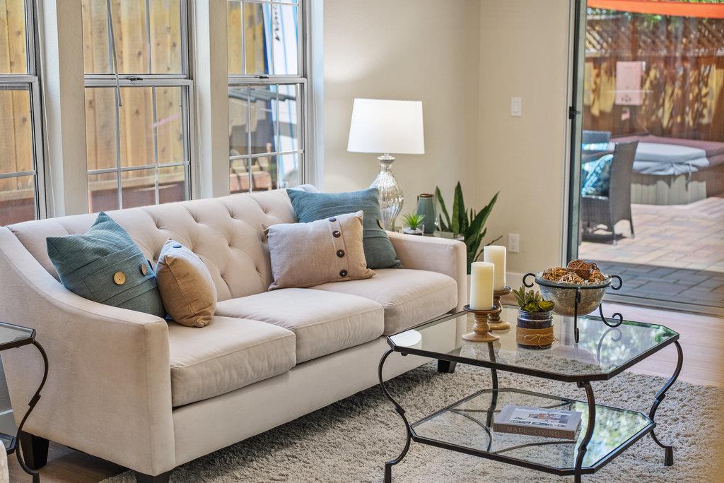 Detail Gallery Image 10 of 44 For 839 Springfield Ter, Sunnyvale,  CA 94087 - 3 Beds | 2/1 Baths