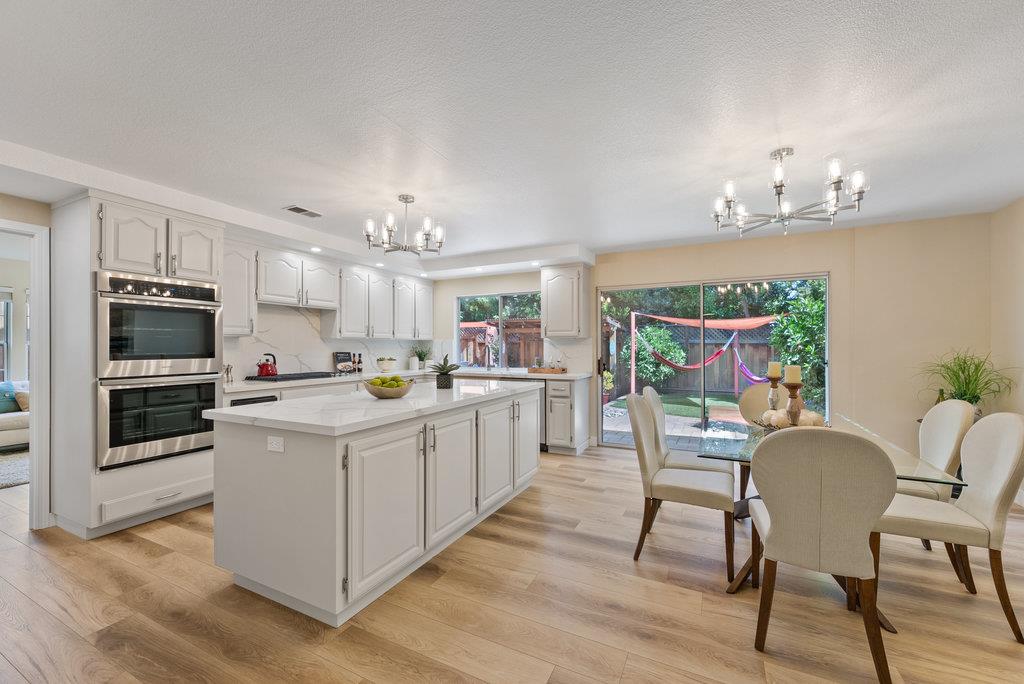 Detail Gallery Image 12 of 44 For 839 Springfield Ter, Sunnyvale,  CA 94087 - 3 Beds | 2/1 Baths