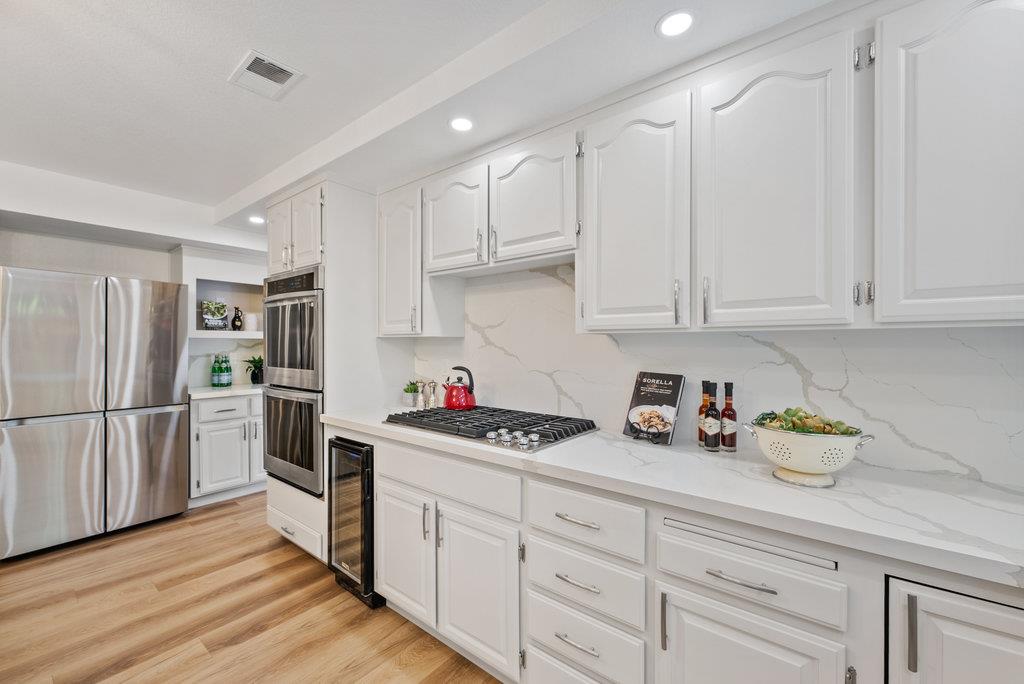 Detail Gallery Image 13 of 44 For 839 Springfield Ter, Sunnyvale,  CA 94087 - 3 Beds | 2/1 Baths