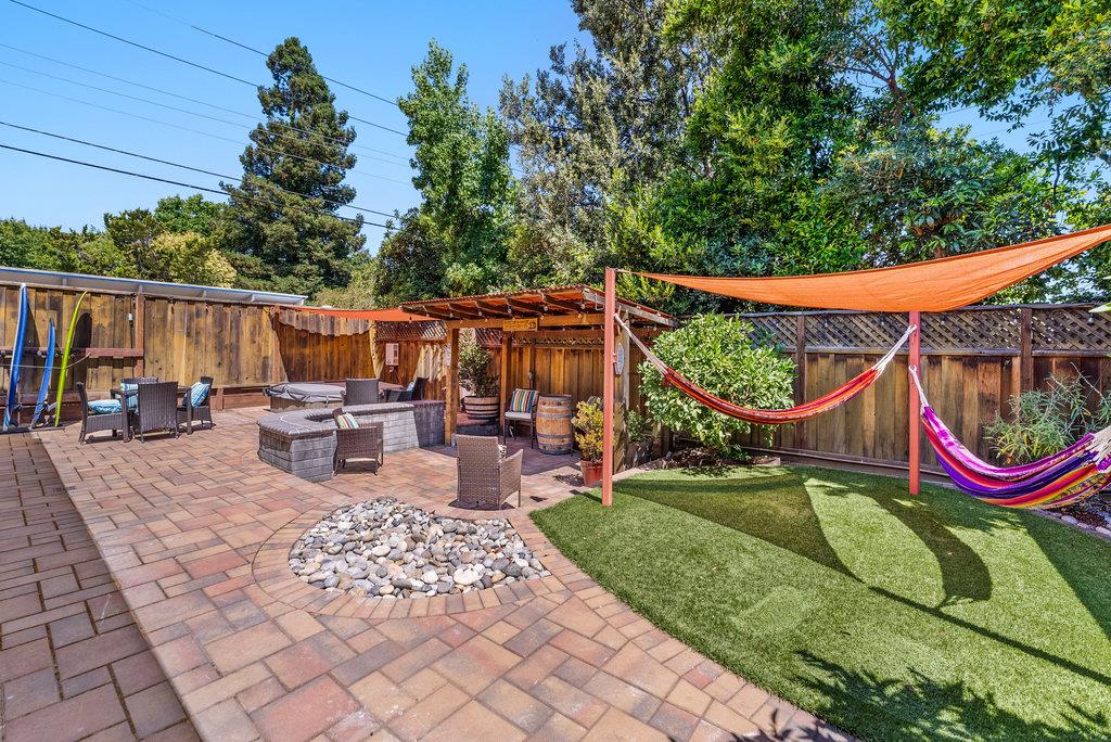 Detail Gallery Image 33 of 44 For 839 Springfield Ter, Sunnyvale,  CA 94087 - 3 Beds | 2/1 Baths