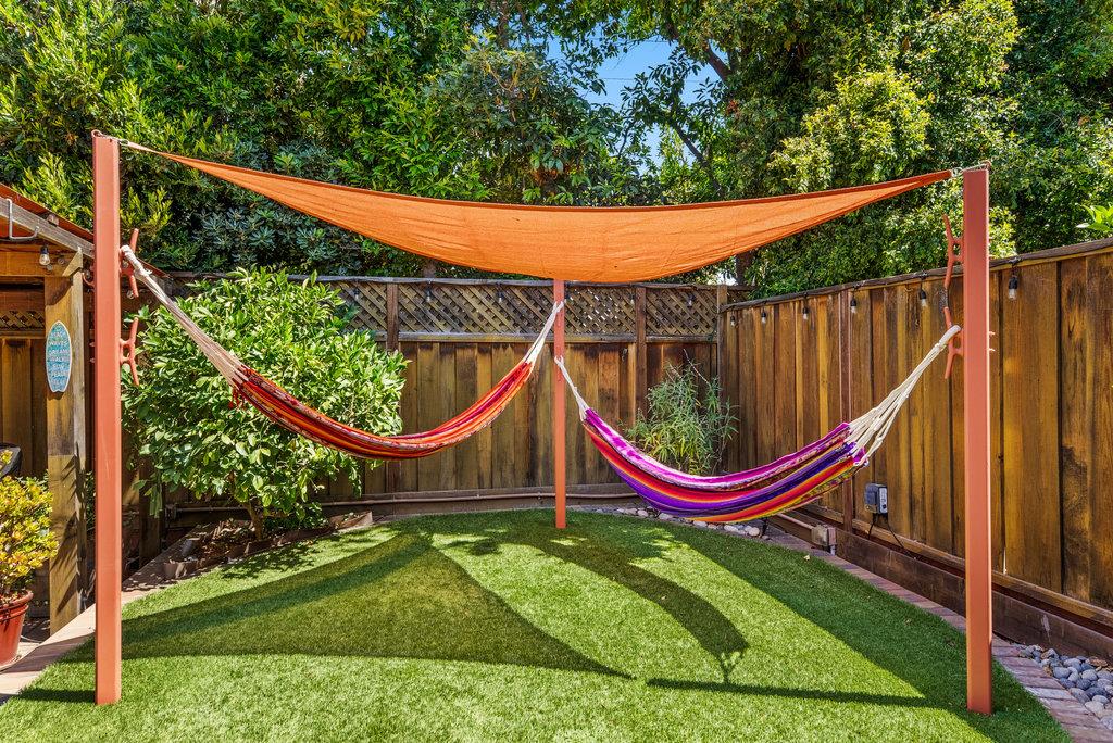 Detail Gallery Image 34 of 44 For 839 Springfield Ter, Sunnyvale,  CA 94087 - 3 Beds | 2/1 Baths