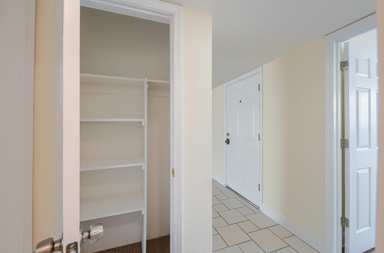 Detail Gallery Image 10 of 21 For 1076 Sherman Dr, Salinas,  CA 93907 - 2 Beds | 1 Baths