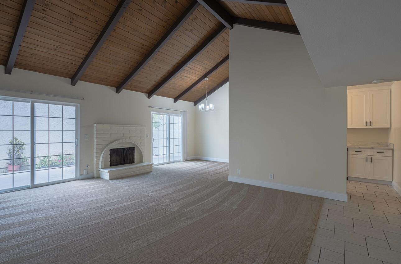 Detail Gallery Image 3 of 21 For 1076 Sherman Dr, Salinas,  CA 93907 - 2 Beds | 1 Baths