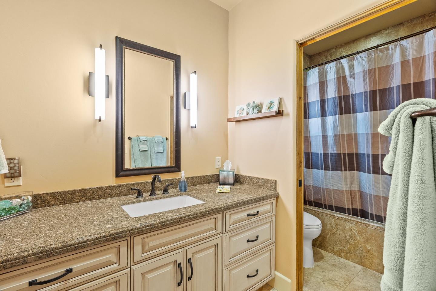Detail Gallery Image 29 of 37 For 765 Gibson Ave, Pacific Grove,  CA 93950 - 3 Beds | 2 Baths