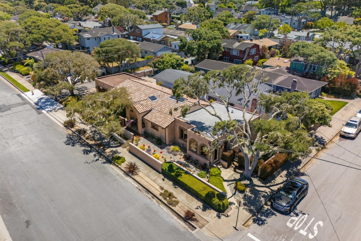Detail Gallery Image 36 of 37 For 765 Gibson Ave, Pacific Grove,  CA 93950 - 3 Beds | 2 Baths