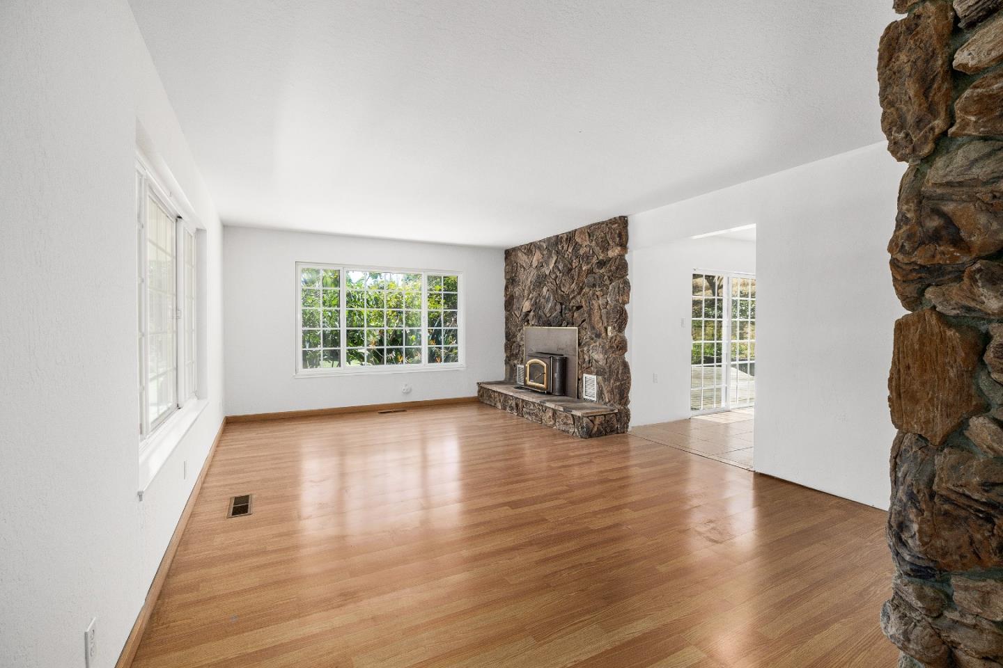 Detail Gallery Image 23 of 46 For 134 Trabing Rd, Watsonville,  CA 95076 - 6 Beds | 3/1 Baths
