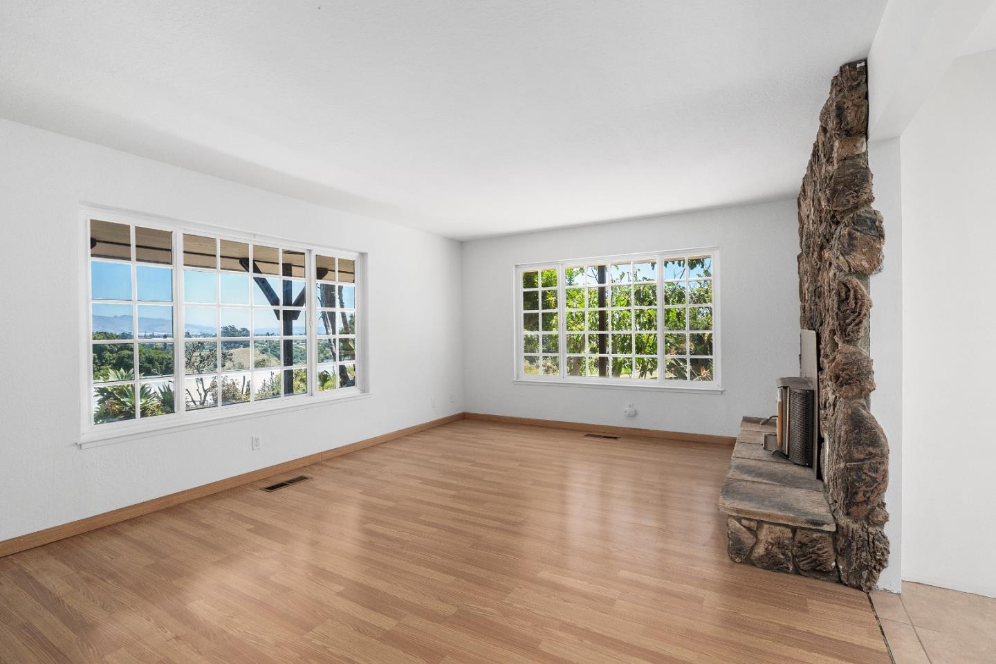 Detail Gallery Image 24 of 46 For 134 Trabing Rd, Watsonville,  CA 95076 - 6 Beds | 3/1 Baths
