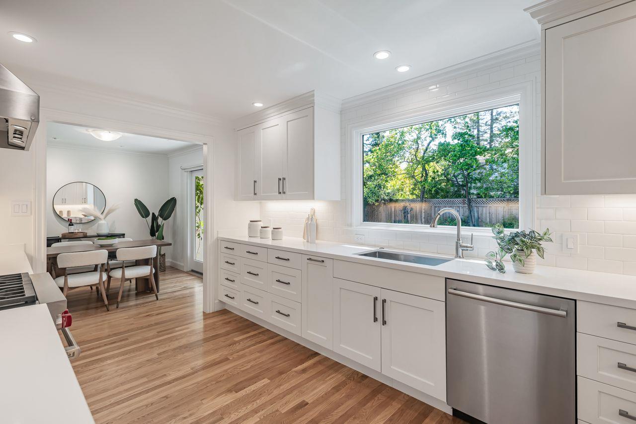 Detail Gallery Image 11 of 33 For 916 Peggy Ln, Menlo Park,  CA 94025 - 2 Beds | 1 Baths