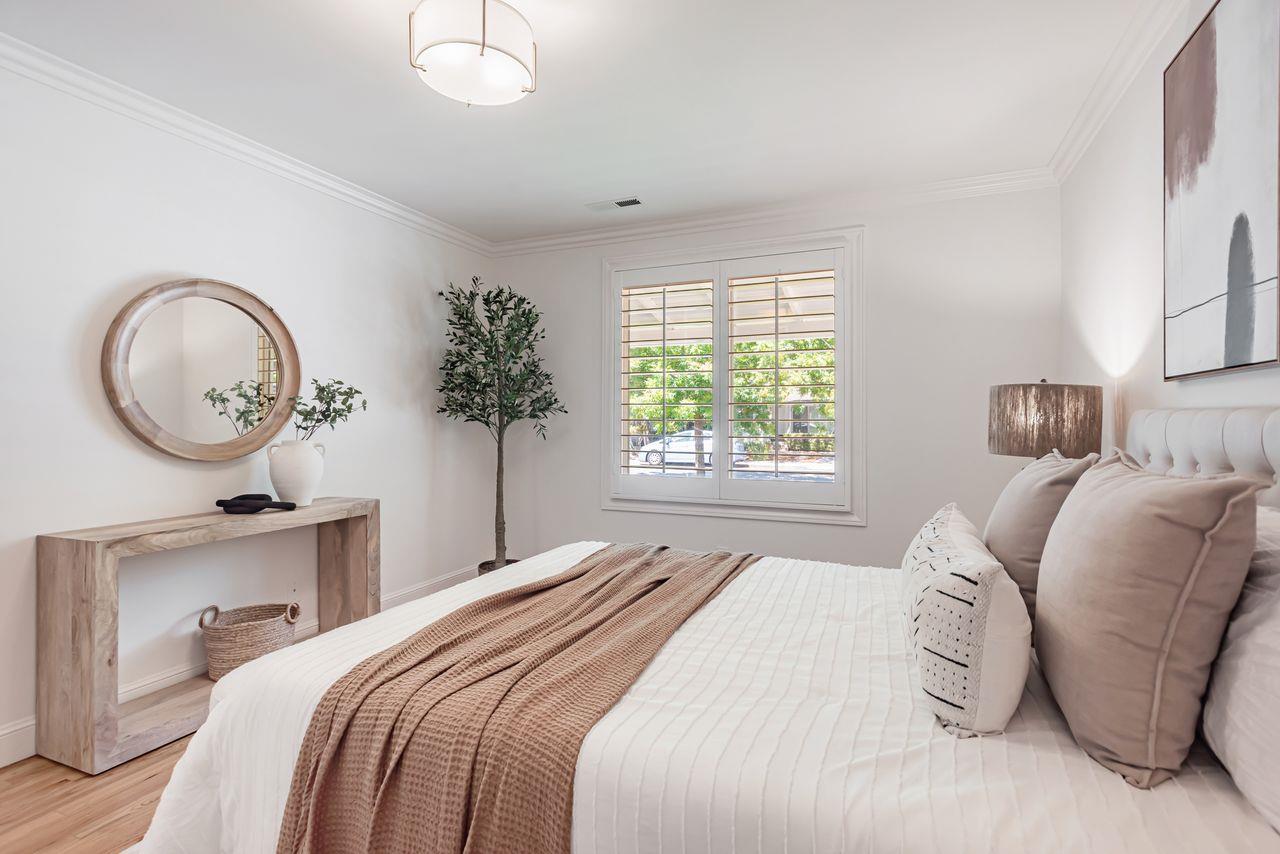 Detail Gallery Image 17 of 33 For 916 Peggy Ln, Menlo Park,  CA 94025 - 2 Beds | 1 Baths