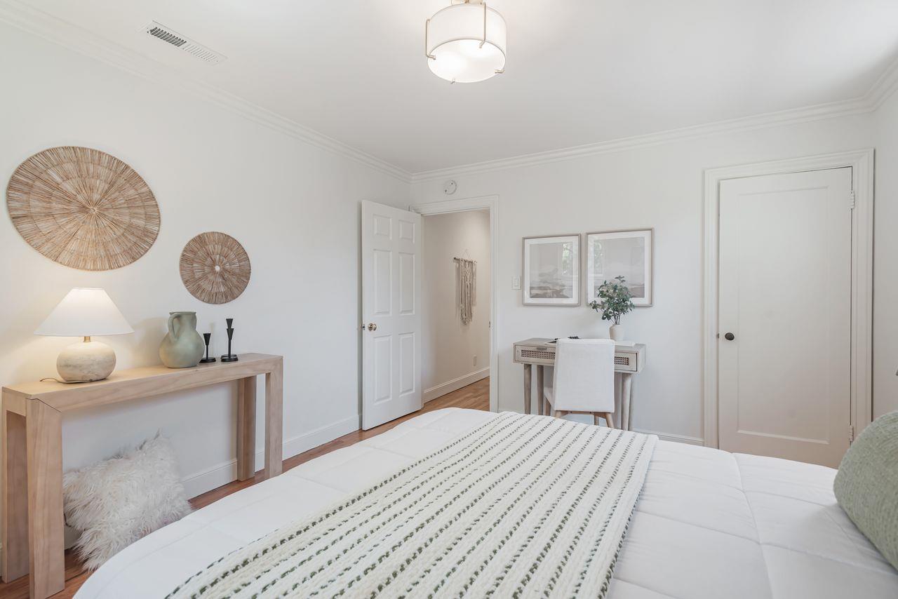 Detail Gallery Image 22 of 33 For 916 Peggy Ln, Menlo Park,  CA 94025 - 2 Beds | 1 Baths