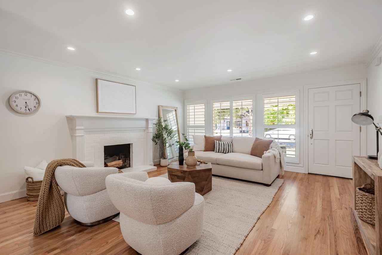 Detail Gallery Image 6 of 33 For 916 Peggy Ln, Menlo Park,  CA 94025 - 2 Beds | 1 Baths