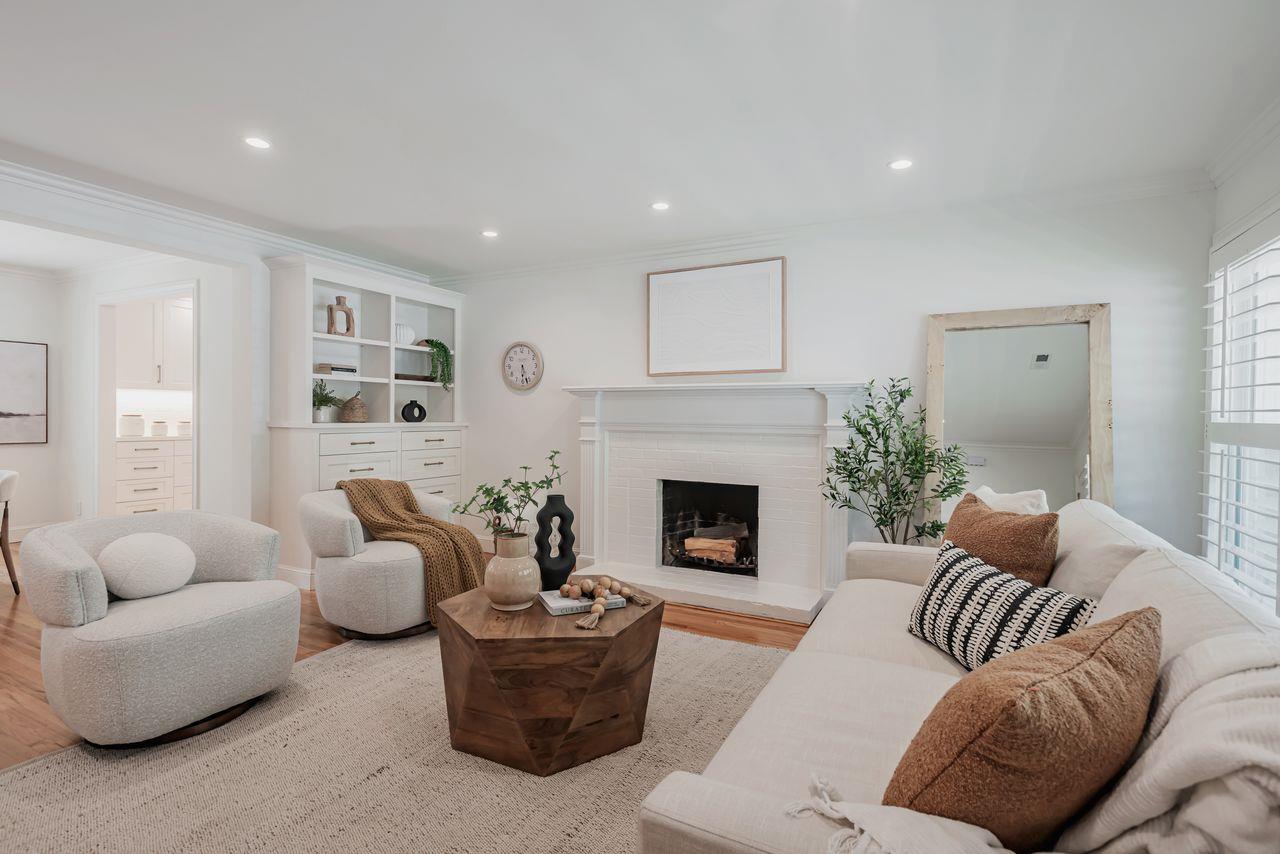 Detail Gallery Image 7 of 33 For 916 Peggy Ln, Menlo Park,  CA 94025 - 2 Beds | 1 Baths