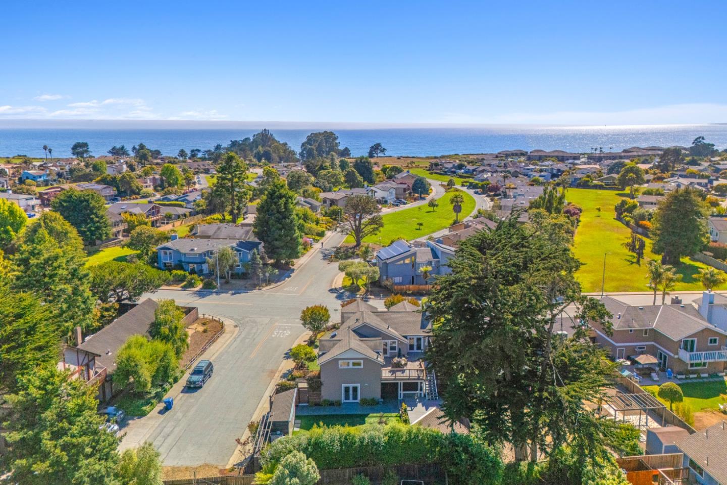 Detail Gallery Image 72 of 80 For 2200 Dolphin Dr, Aptos,  CA 95003 - 4 Beds | 3 Baths