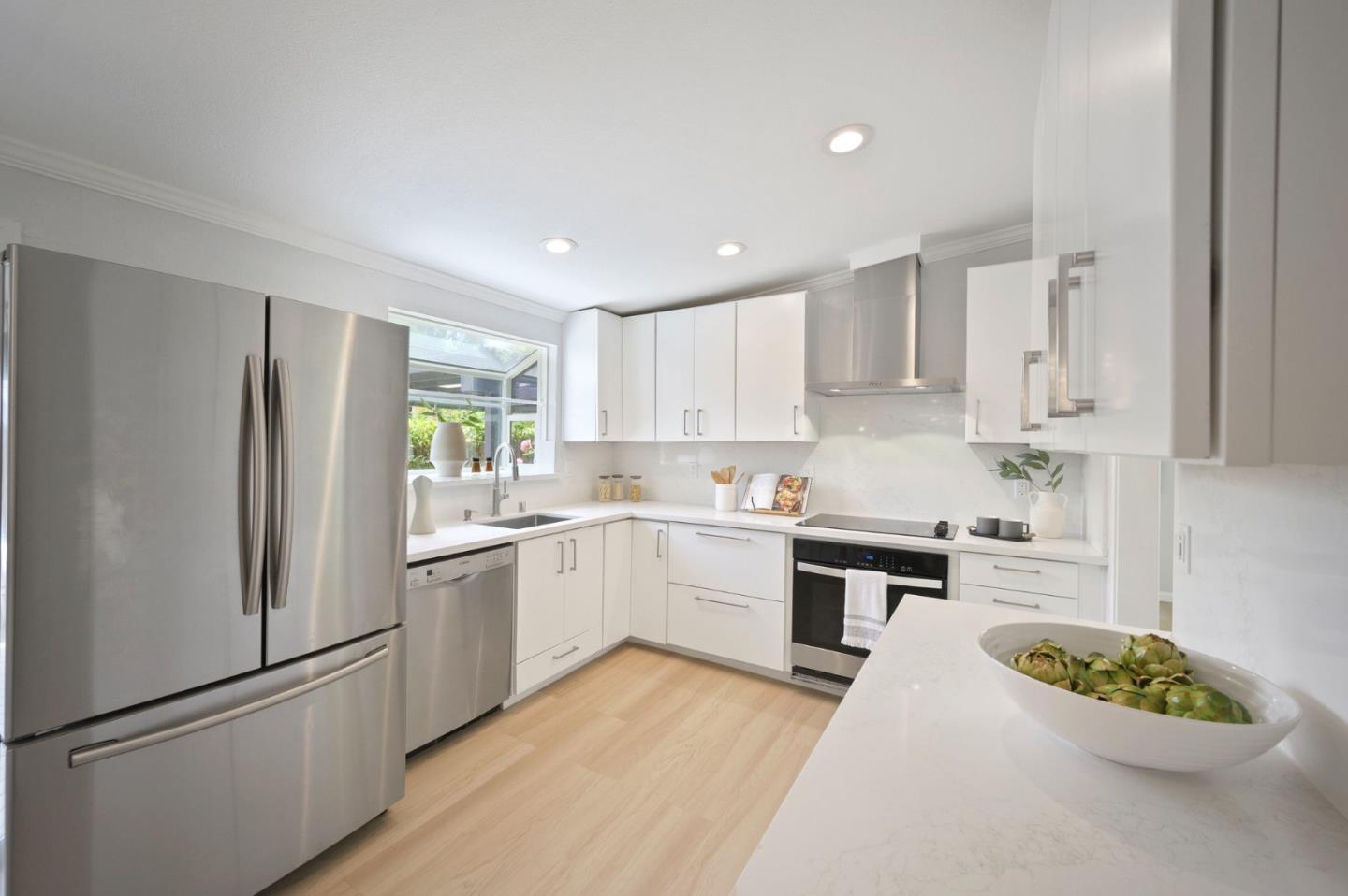 Detail Gallery Image 10 of 60 For 1114 Lily Ave, Sunnyvale,  CA 94086 - 3 Beds | 2 Baths