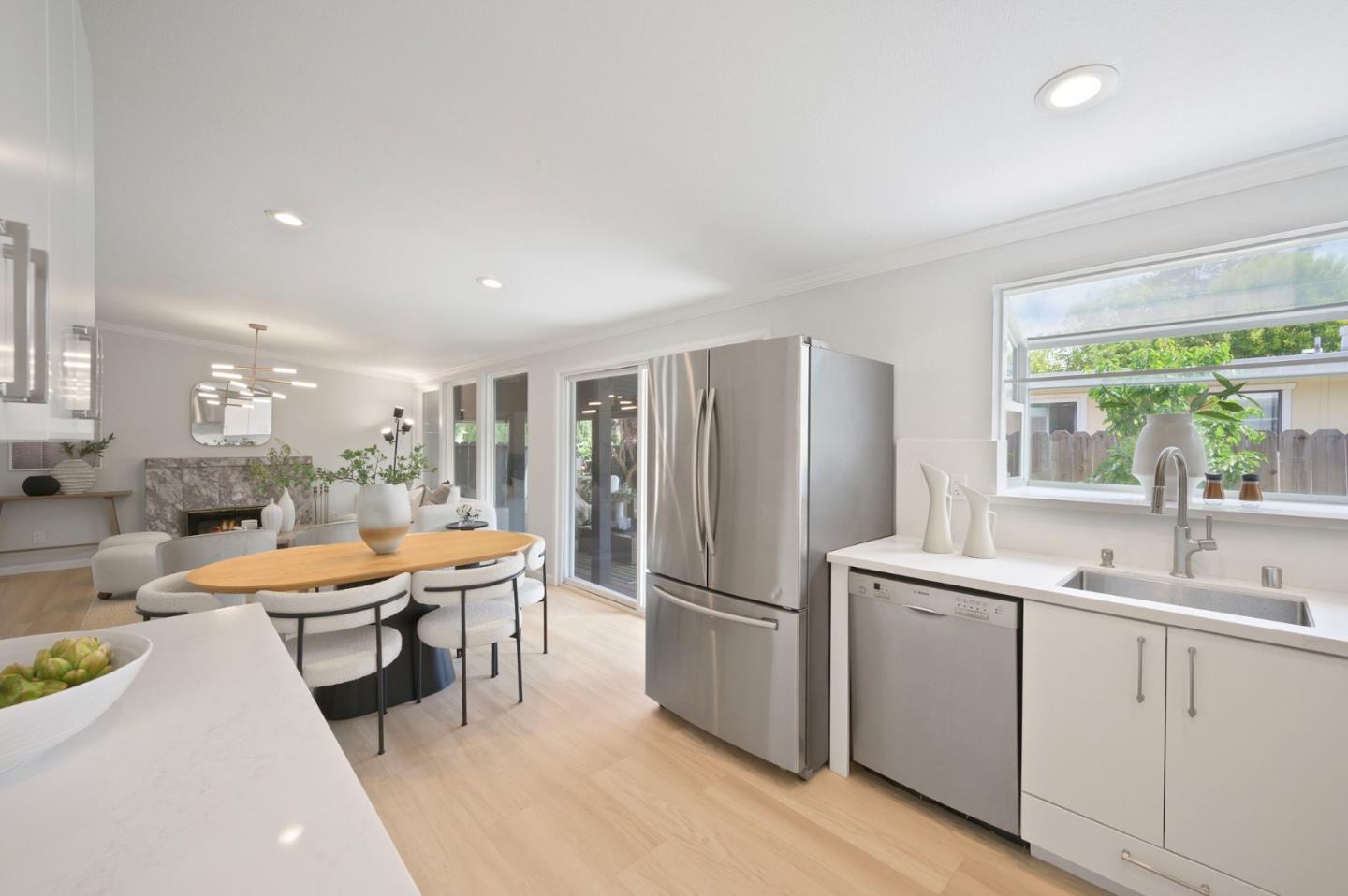 Detail Gallery Image 14 of 60 For 1114 Lily Ave, Sunnyvale,  CA 94086 - 3 Beds | 2 Baths