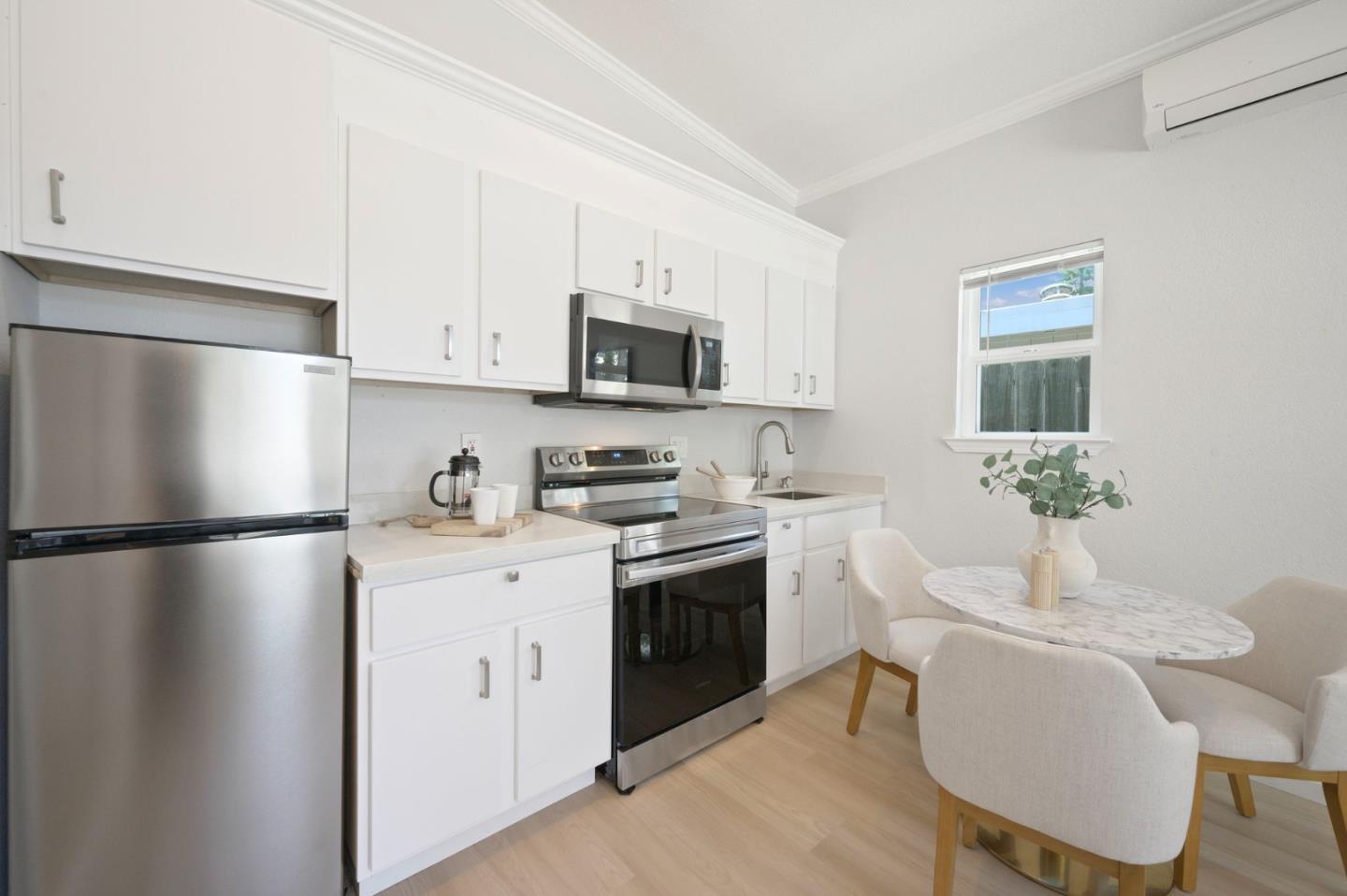 Detail Gallery Image 35 of 60 For 1114 Lily Ave, Sunnyvale,  CA 94086 - 3 Beds | 2 Baths