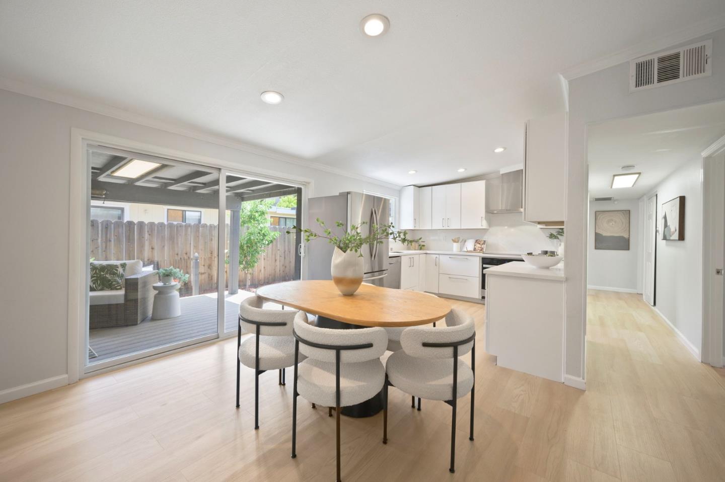 Detail Gallery Image 7 of 60 For 1114 Lily Ave, Sunnyvale,  CA 94086 - 3 Beds | 2 Baths
