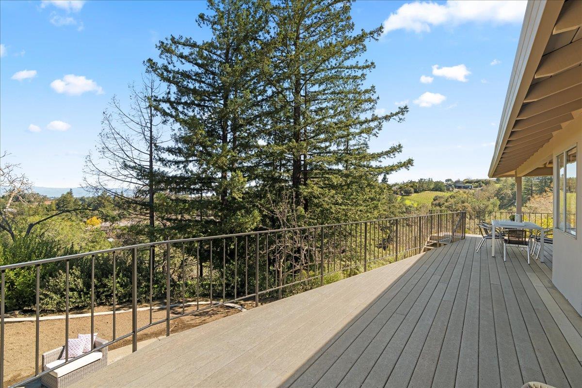 Detail Gallery Image 35 of 56 For 12650 Viscaino Ct, Los Altos Hills,  CA 94022 - 4 Beds | 3 Baths