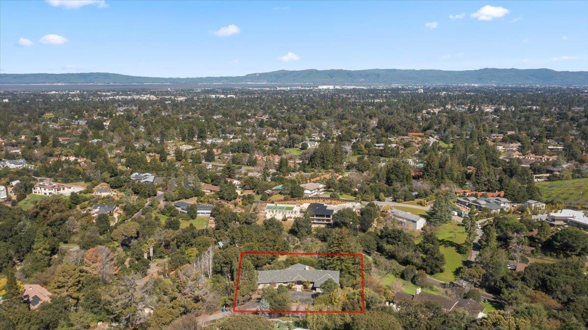 Detail Gallery Image 51 of 56 For 12650 Viscaino Ct, Los Altos Hills,  CA 94022 - 4 Beds | 3 Baths