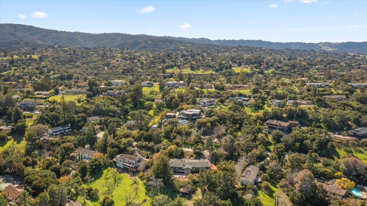 Detail Gallery Image 52 of 56 For 12650 Viscaino Ct, Los Altos Hills,  CA 94022 - 4 Beds | 3 Baths