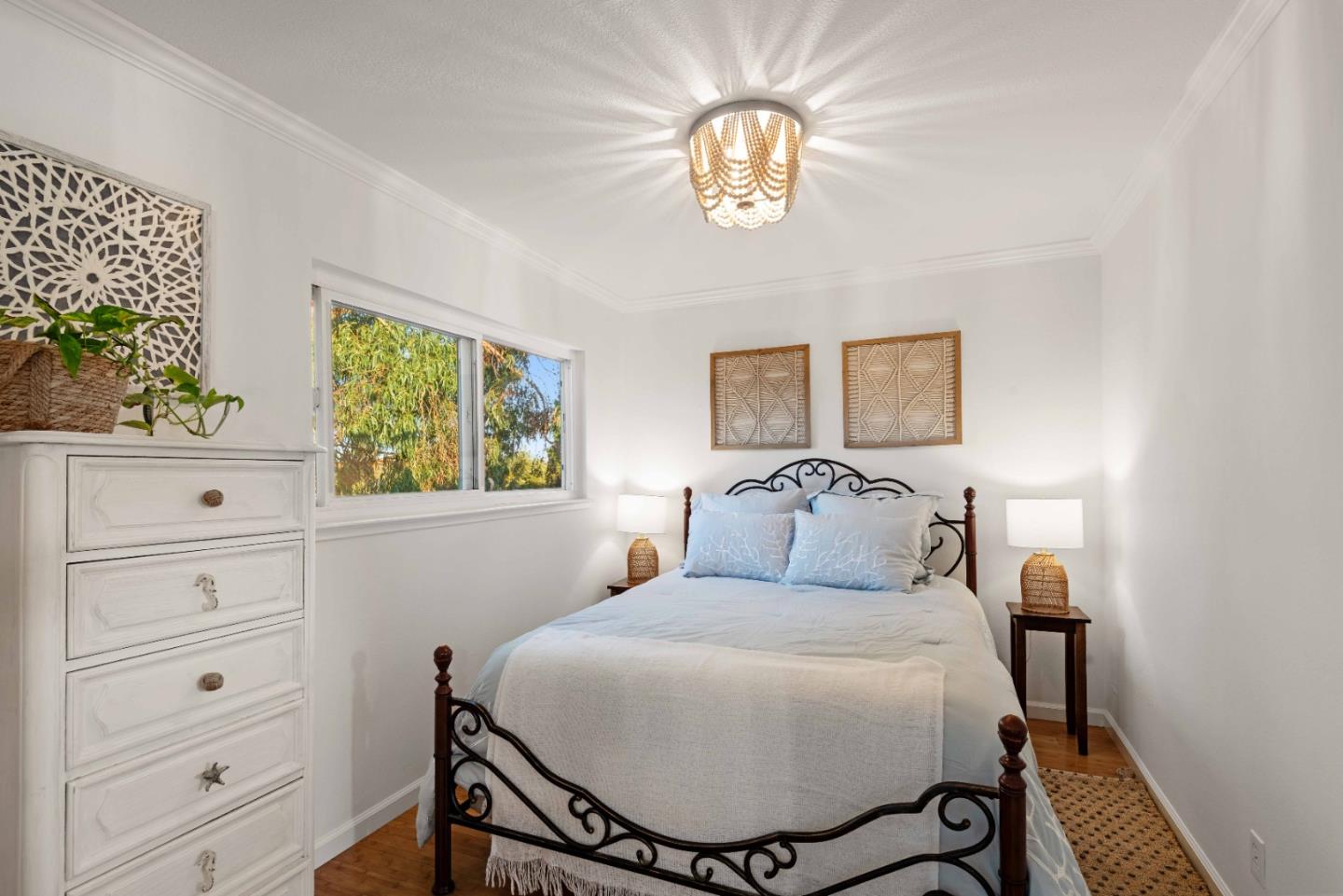 Detail Gallery Image 15 of 25 For 1890 Wharf Rd, Capitola,  CA 95010 - 1 Beds | 1 Baths