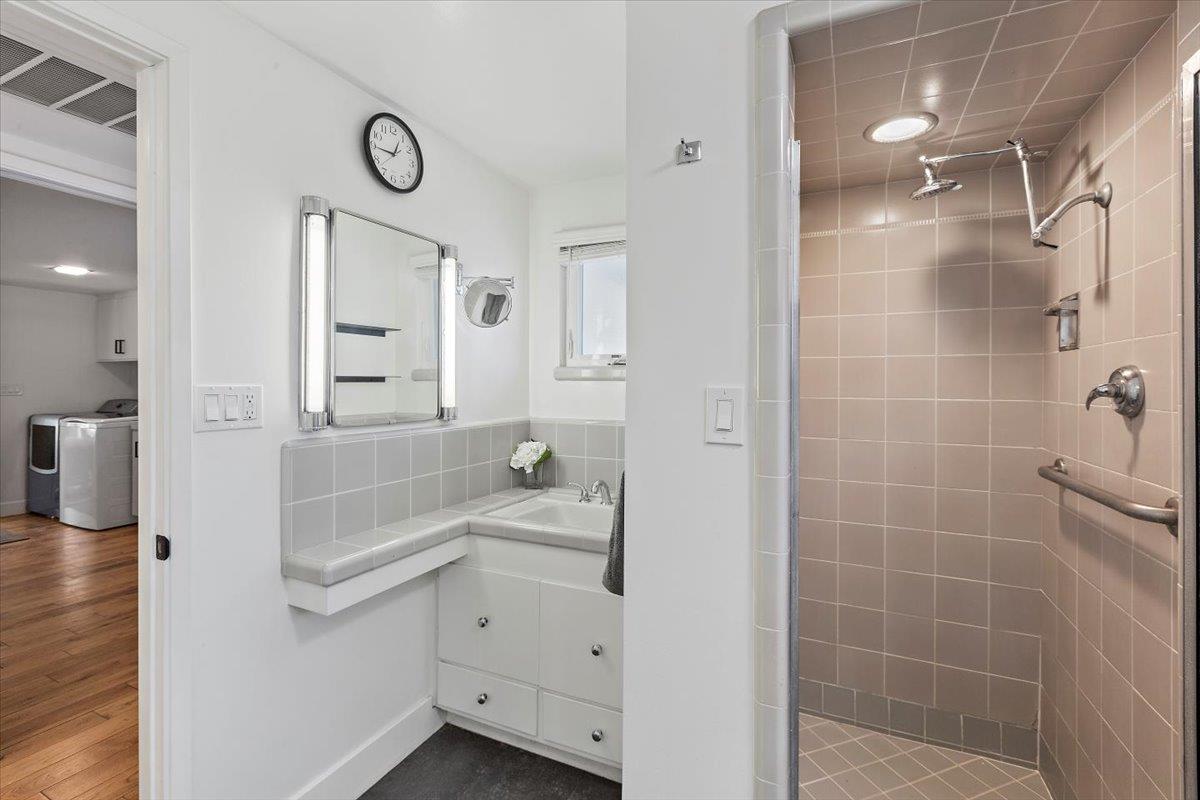 Detail Gallery Image 32 of 62 For 190 W San Martin Ave, San Martin,  CA 95046 - 3 Beds | 3 Baths