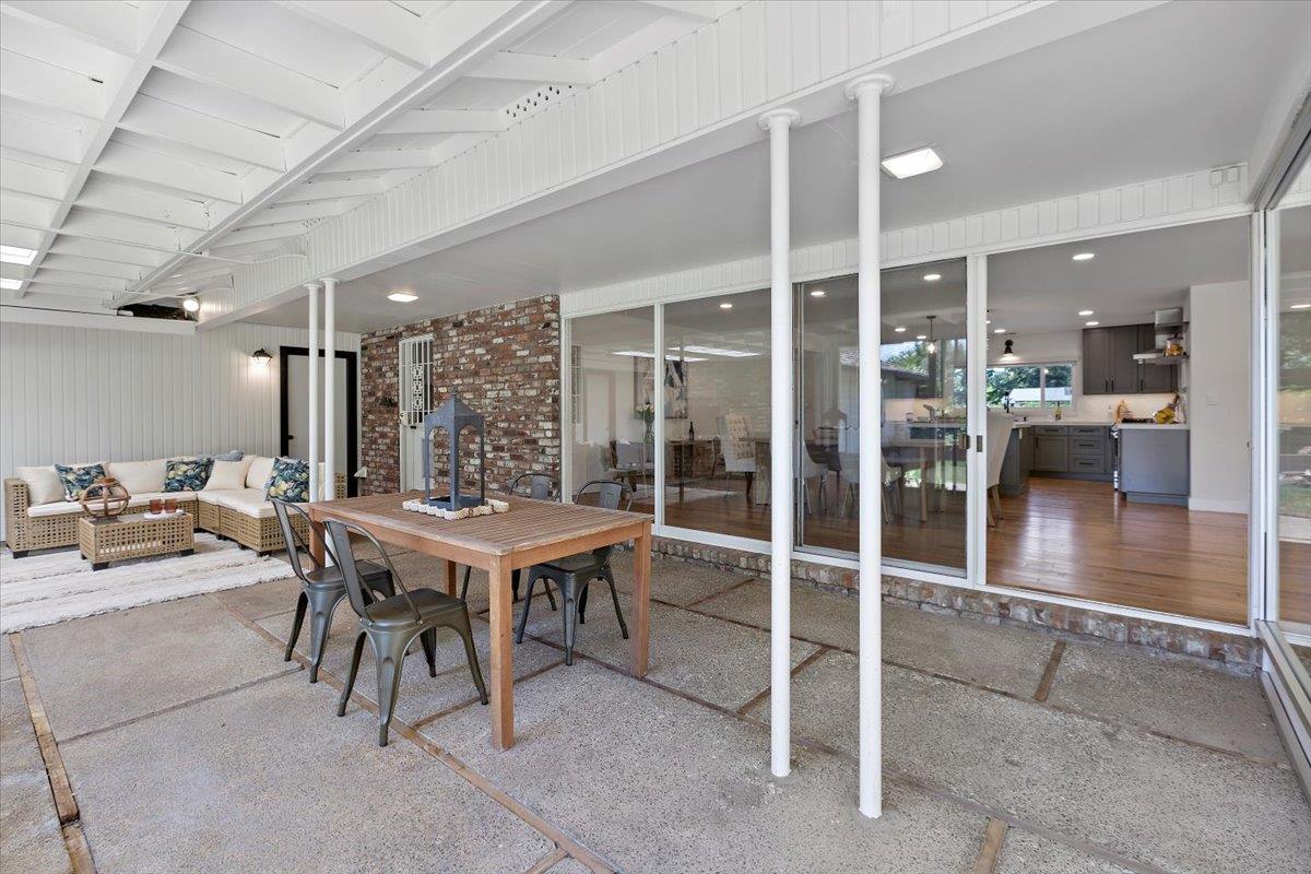 Detail Gallery Image 33 of 62 For 190 W San Martin Ave, San Martin,  CA 95046 - 3 Beds | 3 Baths