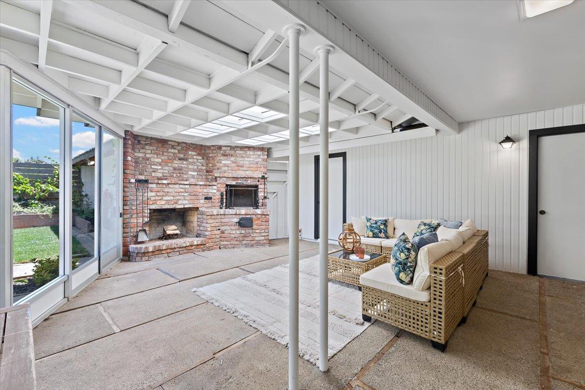 Detail Gallery Image 36 of 62 For 190 W San Martin Ave, San Martin,  CA 95046 - 3 Beds | 3 Baths