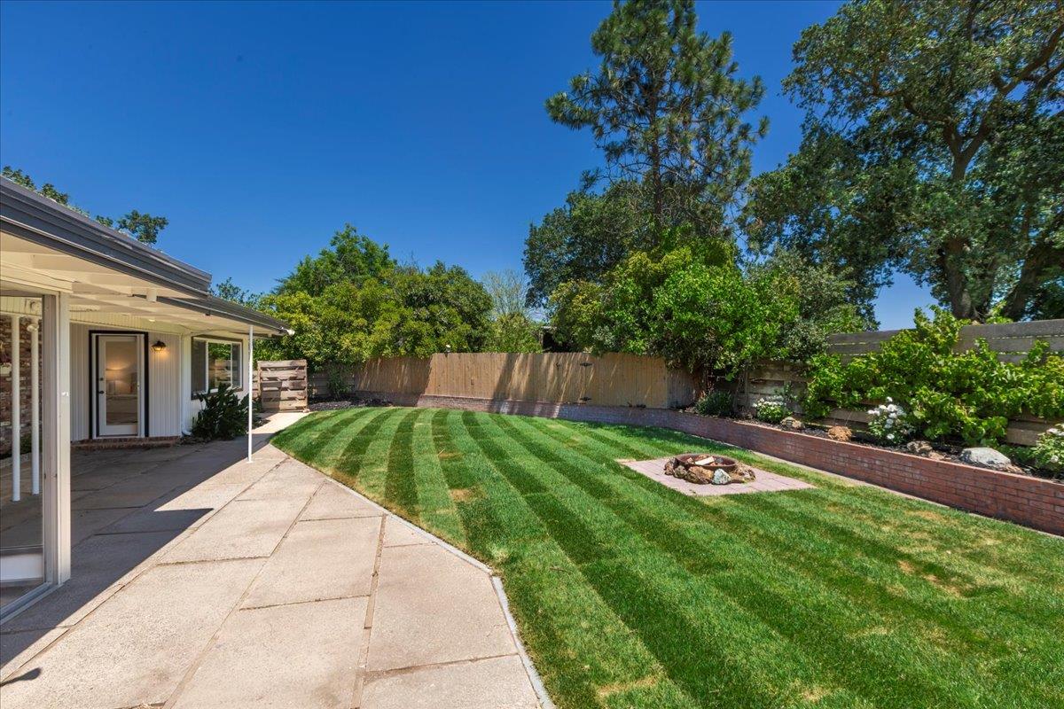 Detail Gallery Image 42 of 62 For 190 W San Martin Ave, San Martin,  CA 95046 - 3 Beds | 3 Baths