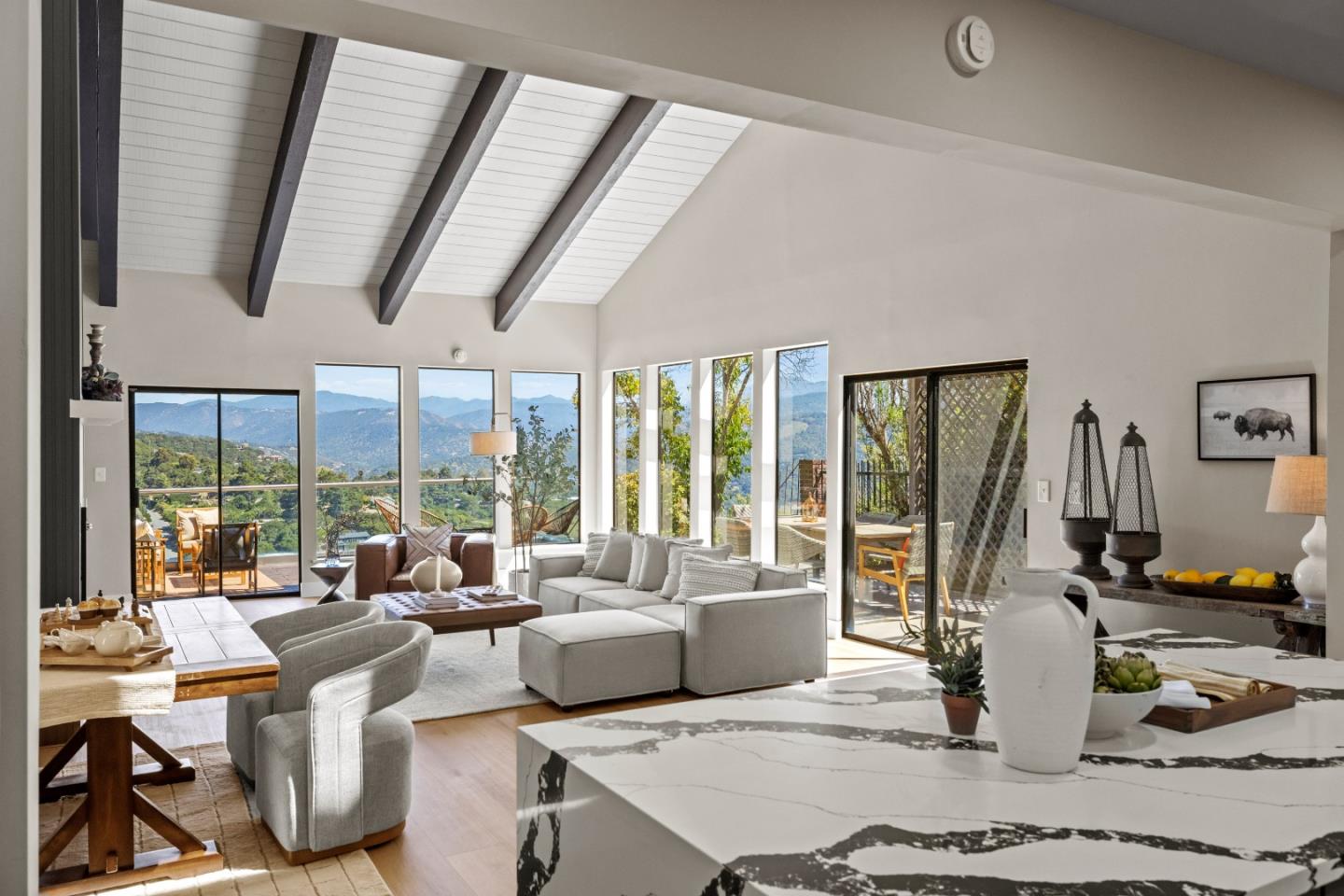 Detail Gallery Image 15 of 32 For 13399 Middle Canyon Rd, Carmel Valley,  CA 93924 - 3 Beds | 3 Baths