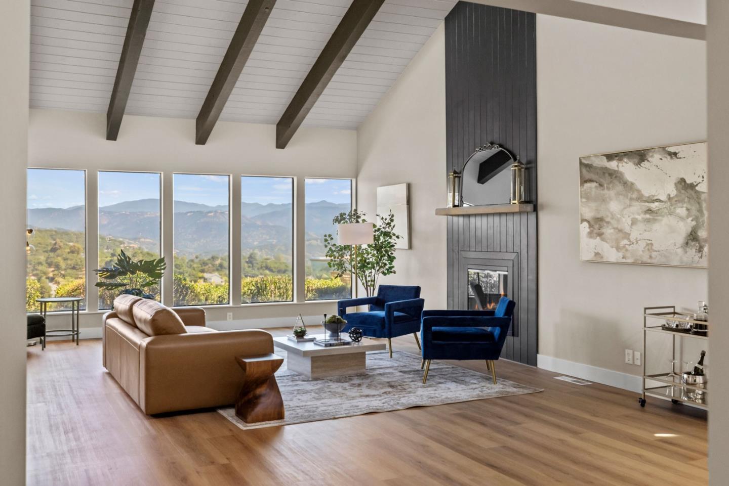 Detail Gallery Image 4 of 32 For 13399 Middle Canyon Rd, Carmel Valley,  CA 93924 - 3 Beds | 3 Baths