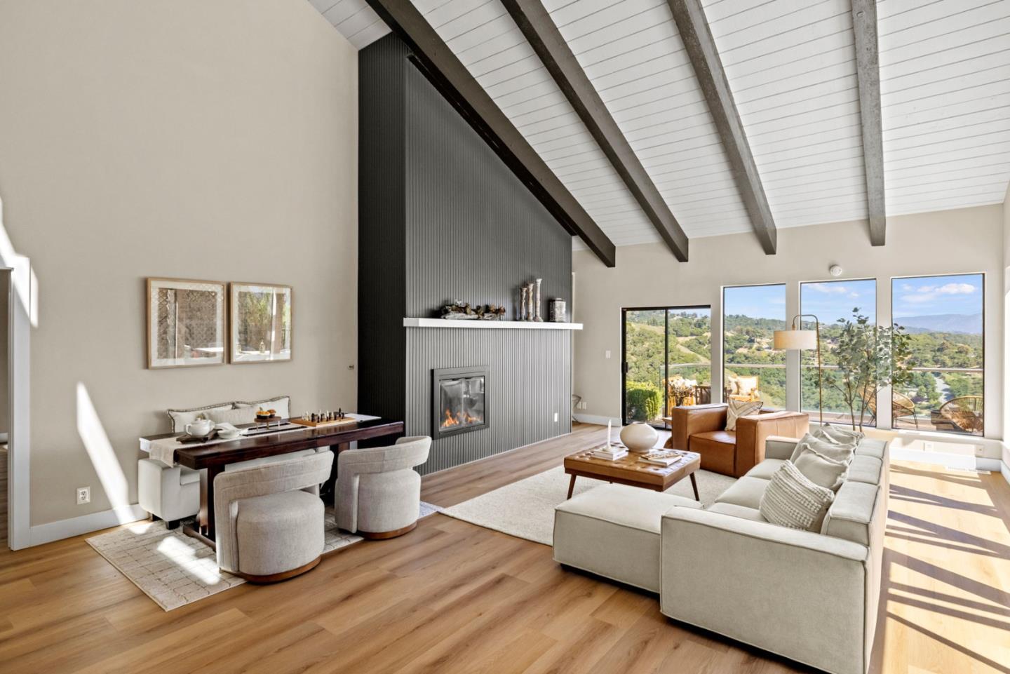 Detail Gallery Image 8 of 32 For 13399 Middle Canyon Rd, Carmel Valley,  CA 93924 - 3 Beds | 3 Baths