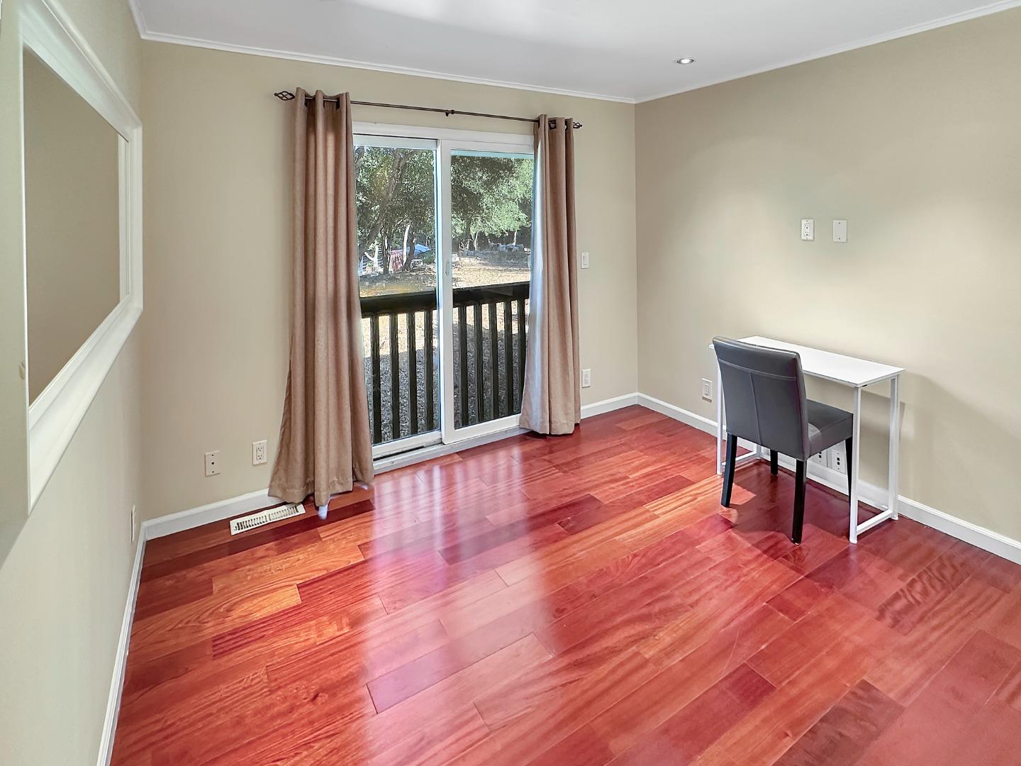 Detail Gallery Image 16 of 24 For 225 Lindenbrook Rd, Woodside,  CA 94062 - 3 Beds | 2 Baths