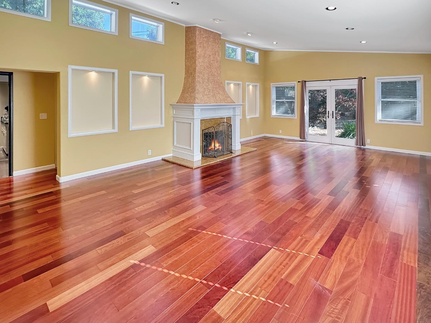 Detail Gallery Image 4 of 24 For 225 Lindenbrook Rd, Woodside,  CA 94062 - 3 Beds | 2 Baths