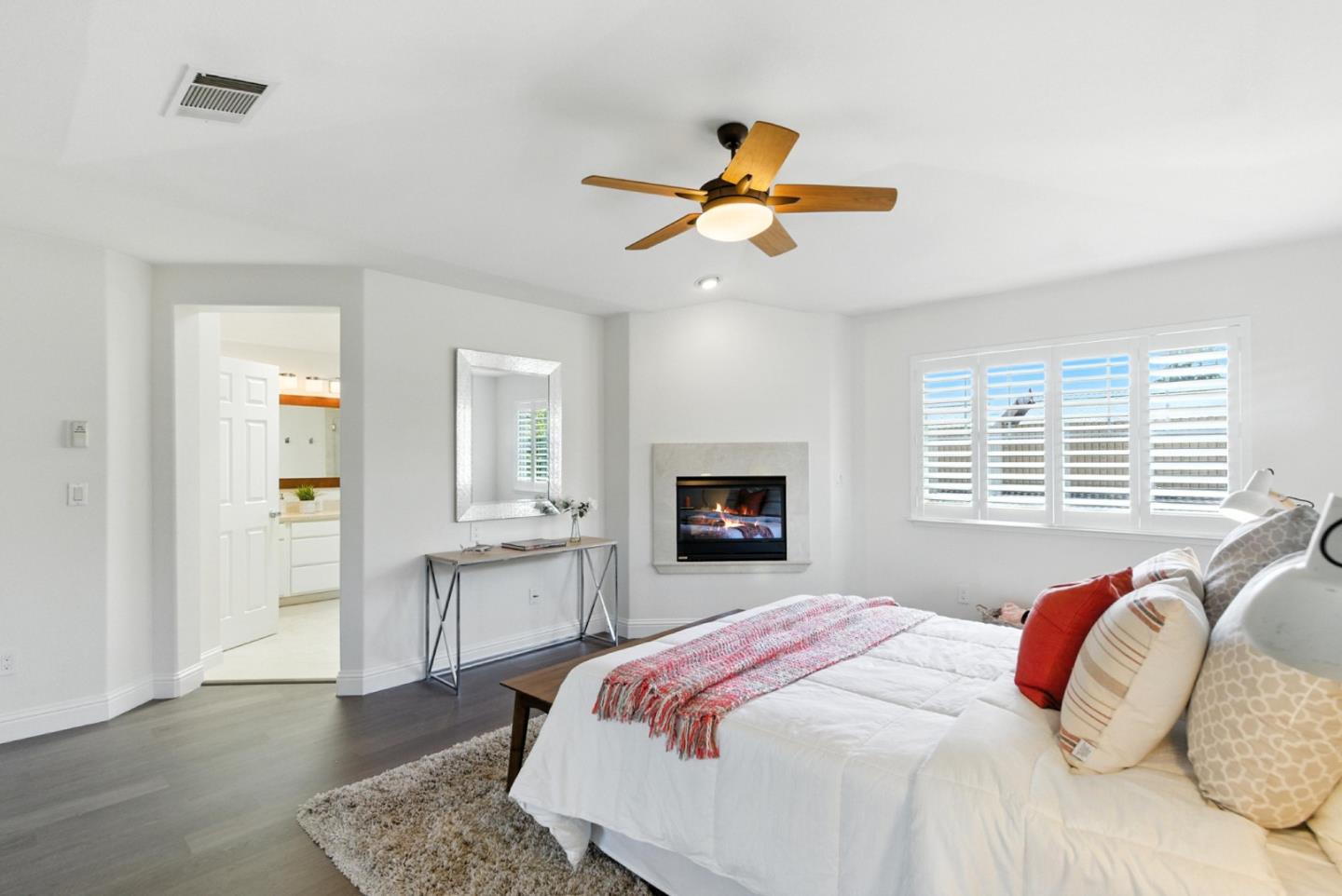 Detail Gallery Image 18 of 39 For 106 Mill Rd, Los Gatos,  CA 95032 - 4 Beds | 2/1 Baths