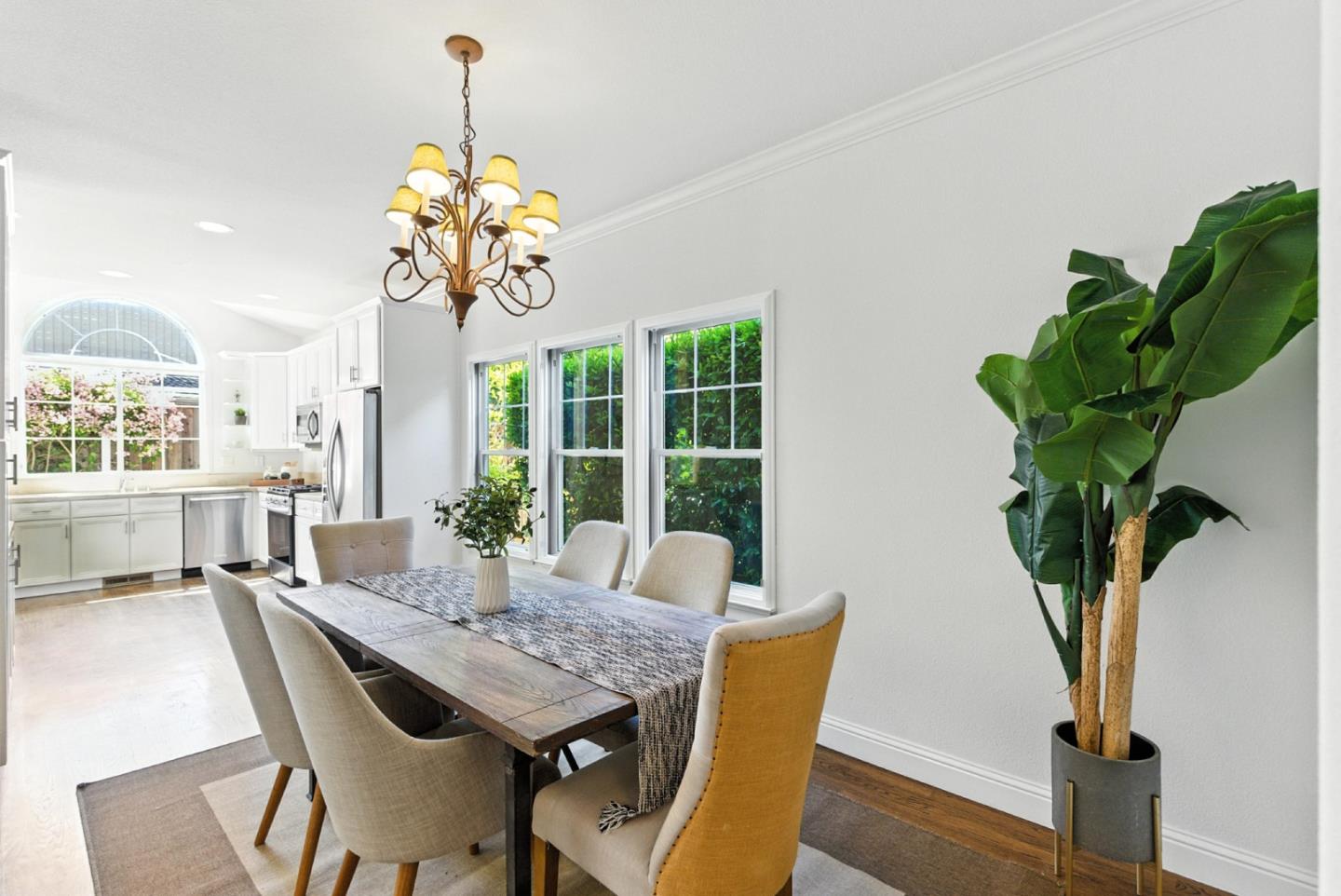Detail Gallery Image 9 of 39 For 106 Mill Rd, Los Gatos,  CA 95032 - 4 Beds | 2/1 Baths