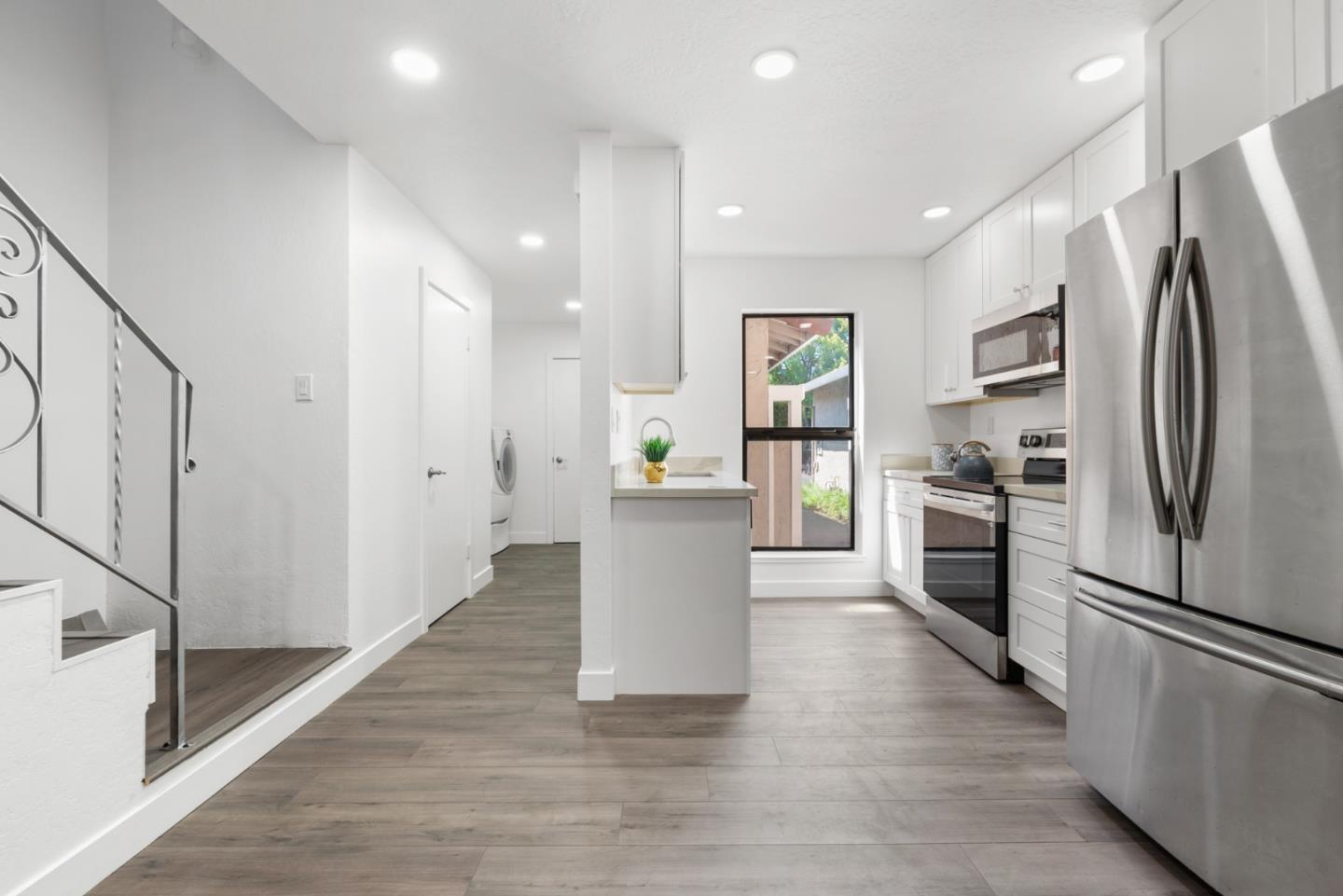 Detail Gallery Image 9 of 29 For 433 W Rincon Ave #H,  Campbell,  CA 95008 - 2 Beds | 1/1 Baths