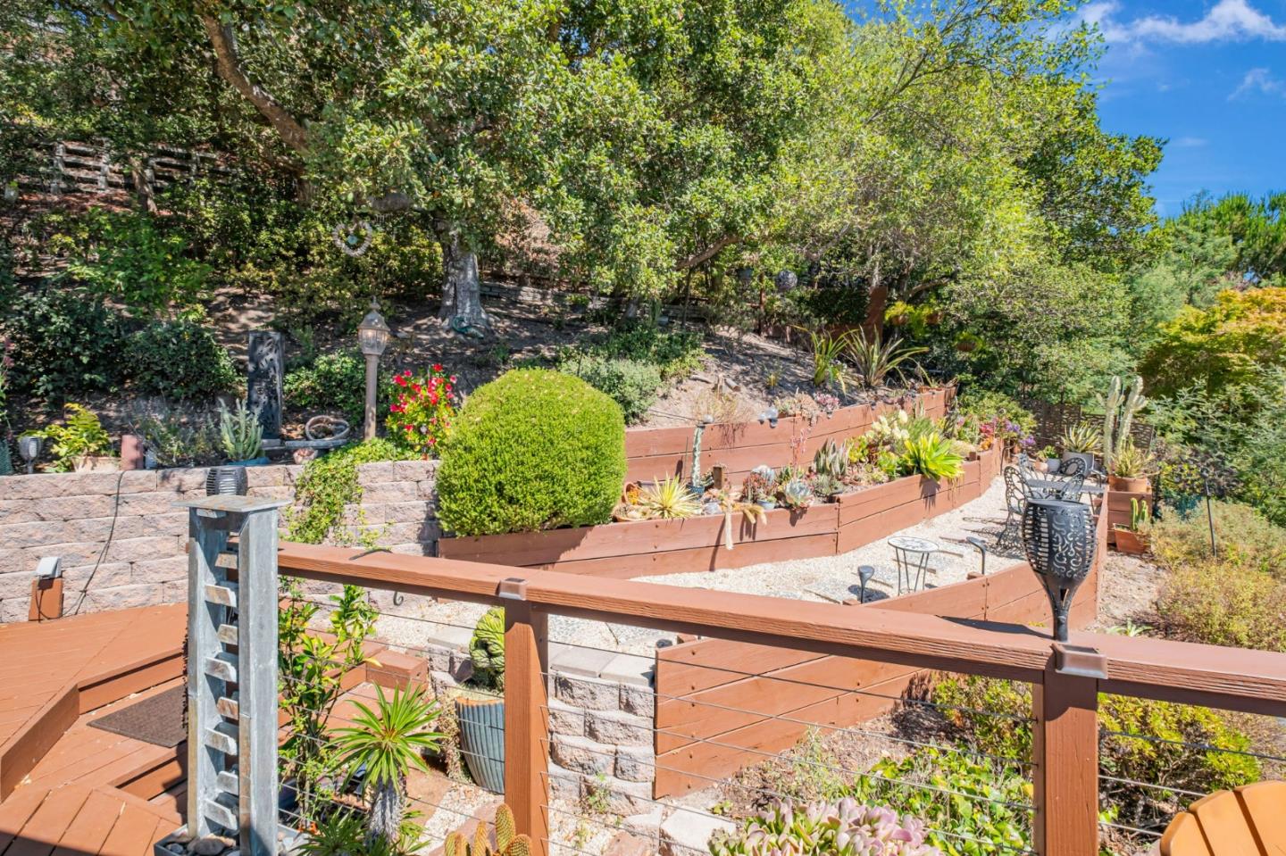 Detail Gallery Image 24 of 44 For 3300 Crystal Heights Dr, Soquel,  CA 95073 - 3 Beds | 2/1 Baths