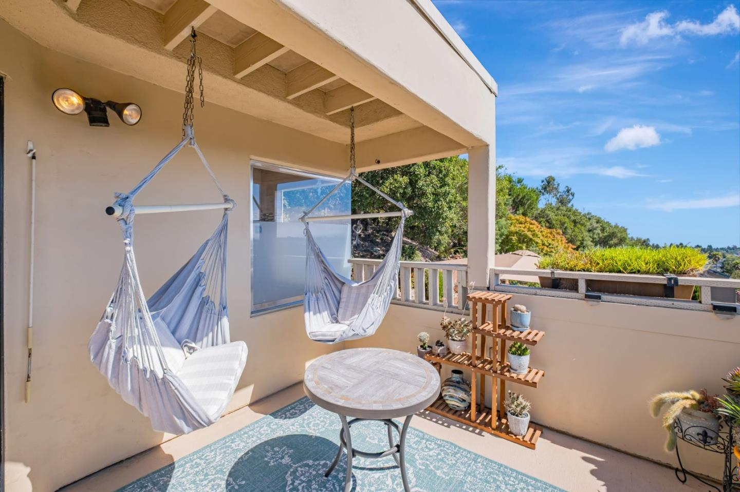 Detail Gallery Image 30 of 44 For 3300 Crystal Heights Dr, Soquel,  CA 95073 - 3 Beds | 2/1 Baths