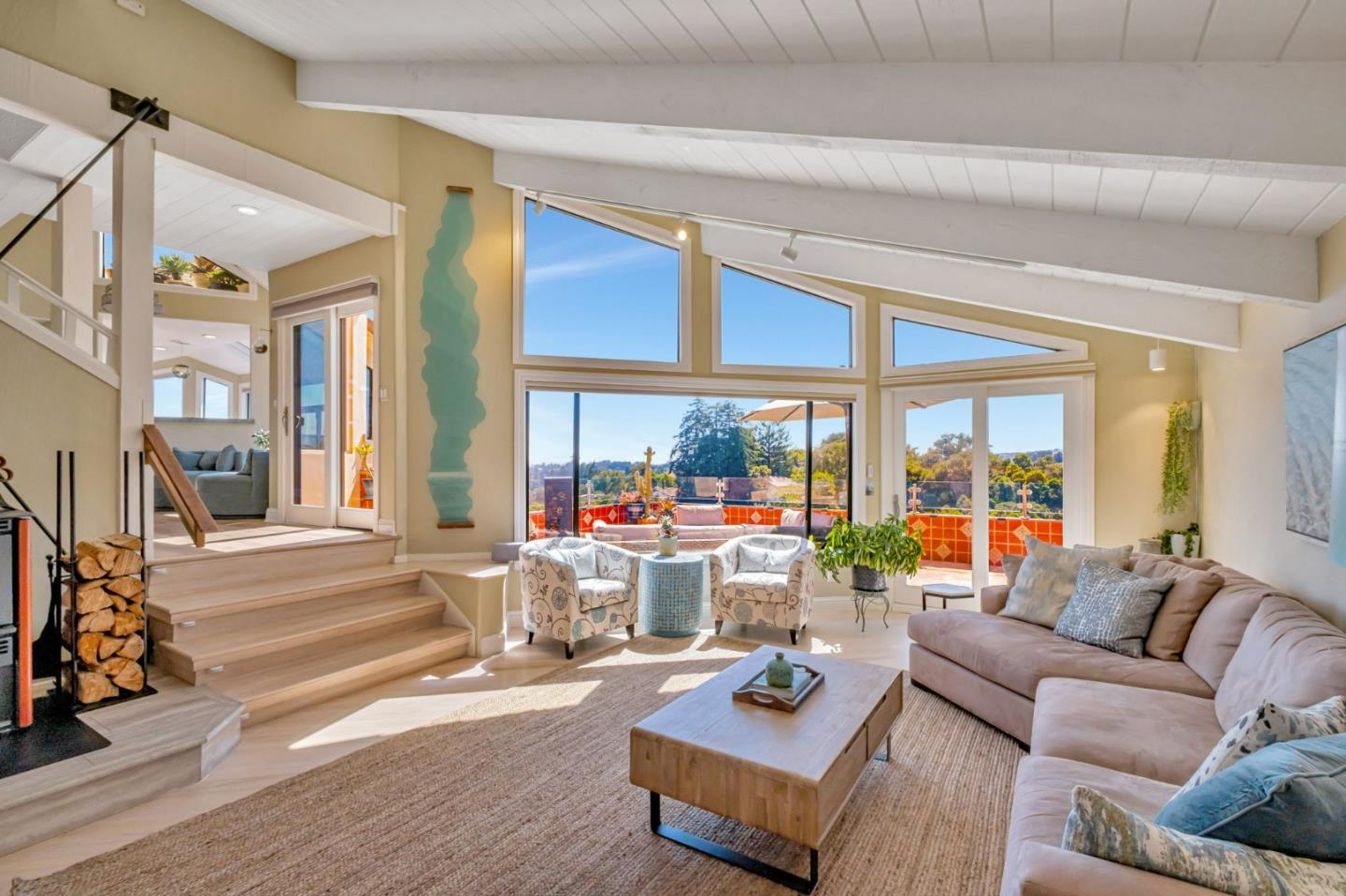 Detail Gallery Image 7 of 44 For 3300 Crystal Heights Dr, Soquel,  CA 95073 - 3 Beds | 2/1 Baths