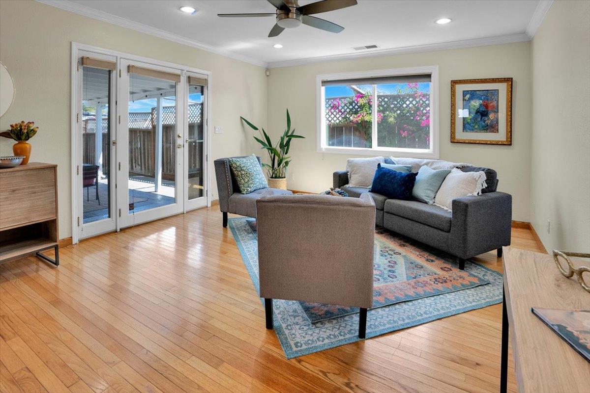Detail Gallery Image 28 of 56 For 140 Suburbia Ave, Santa Cruz,  CA 95062 - 2 Beds | 2 Baths