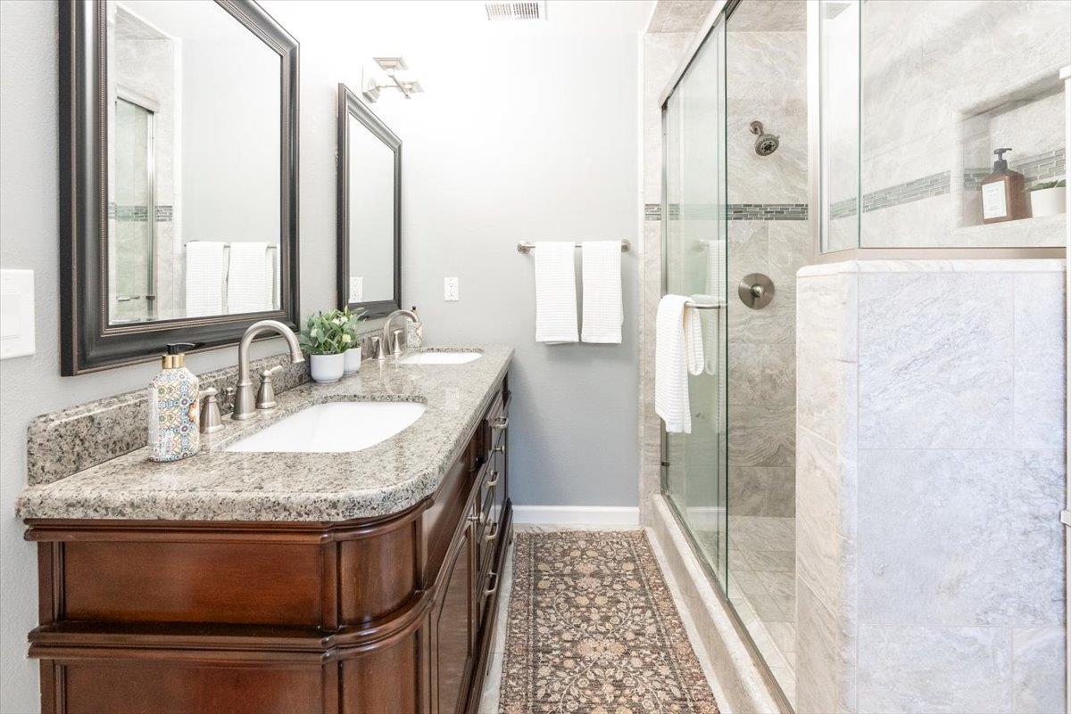 Detail Gallery Image 37 of 56 For 140 Suburbia Ave, Santa Cruz,  CA 95062 - 2 Beds | 2 Baths