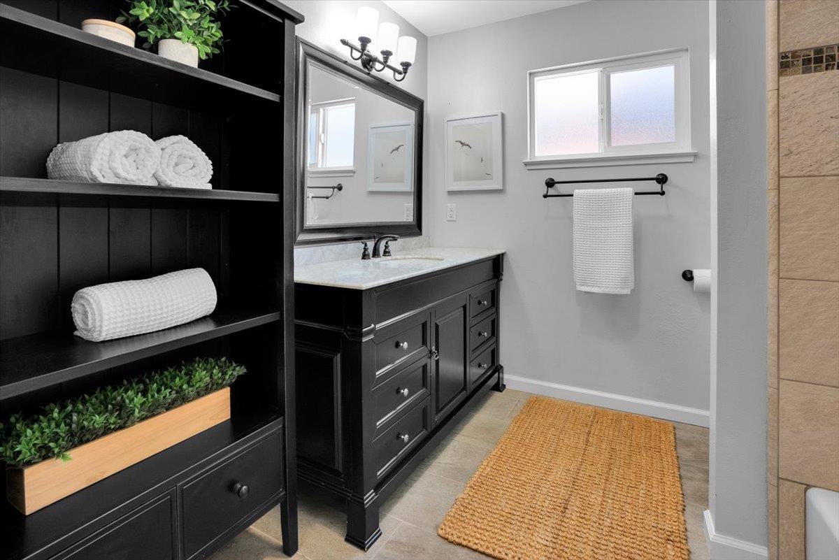 Detail Gallery Image 41 of 56 For 140 Suburbia Ave, Santa Cruz,  CA 95062 - 2 Beds | 2 Baths