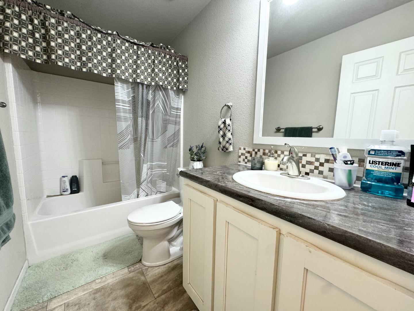 Detail Gallery Image 9 of 15 For 540 Bonita Ave #404,  San Jose,  CA 95116 - 2 Beds | 2 Baths