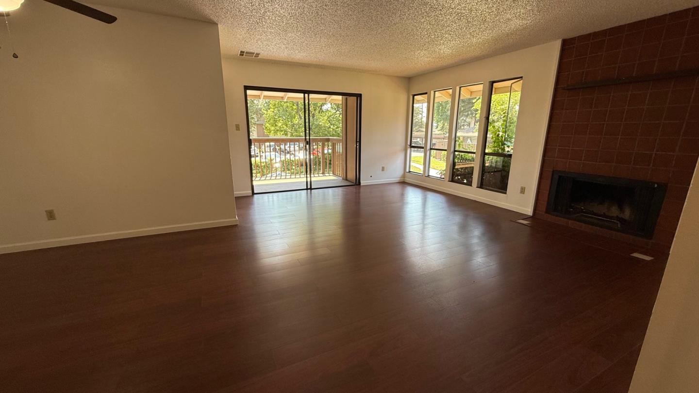 Detail Gallery Image 3 of 18 For 1701 Mahogany Way #47,  Antioch,  CA 94509 - 2 Beds | 2 Baths
