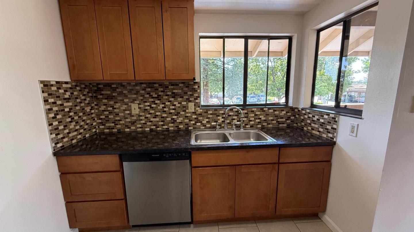 Detail Gallery Image 6 of 18 For 1701 Mahogany Way #47,  Antioch,  CA 94509 - 2 Beds | 2 Baths