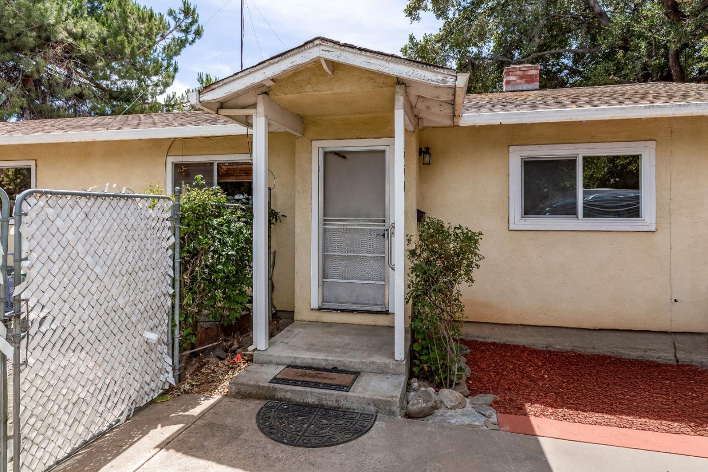 Detail Gallery Image 1 of 25 For 554 N 21st St, San Jose,  CA 95112 - 3 Beds | 2 Baths