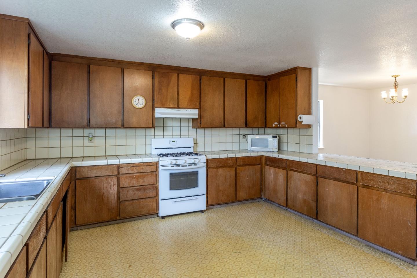 Detail Gallery Image 11 of 25 For 554 N 21st St, San Jose,  CA 95112 - 3 Beds | 2 Baths